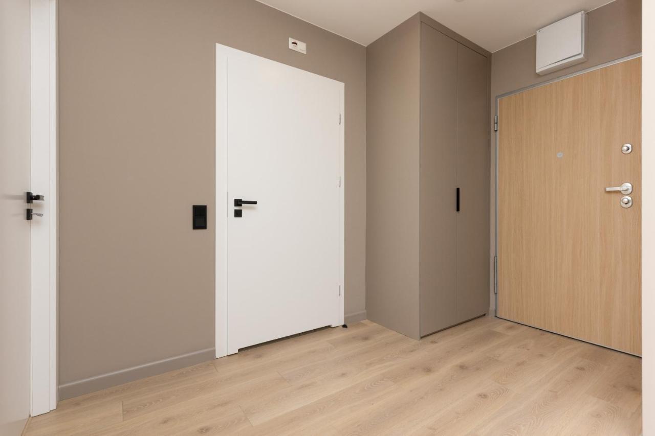 Aparthotel Mokotow Business Center By Noclegi Renters วอร์ซอ ภายนอก รูปภาพ